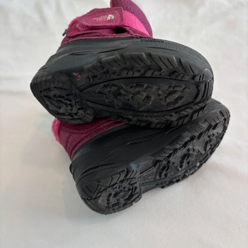 The North Face Pink Girls Alpenglow Winter Snow Boots Size 6